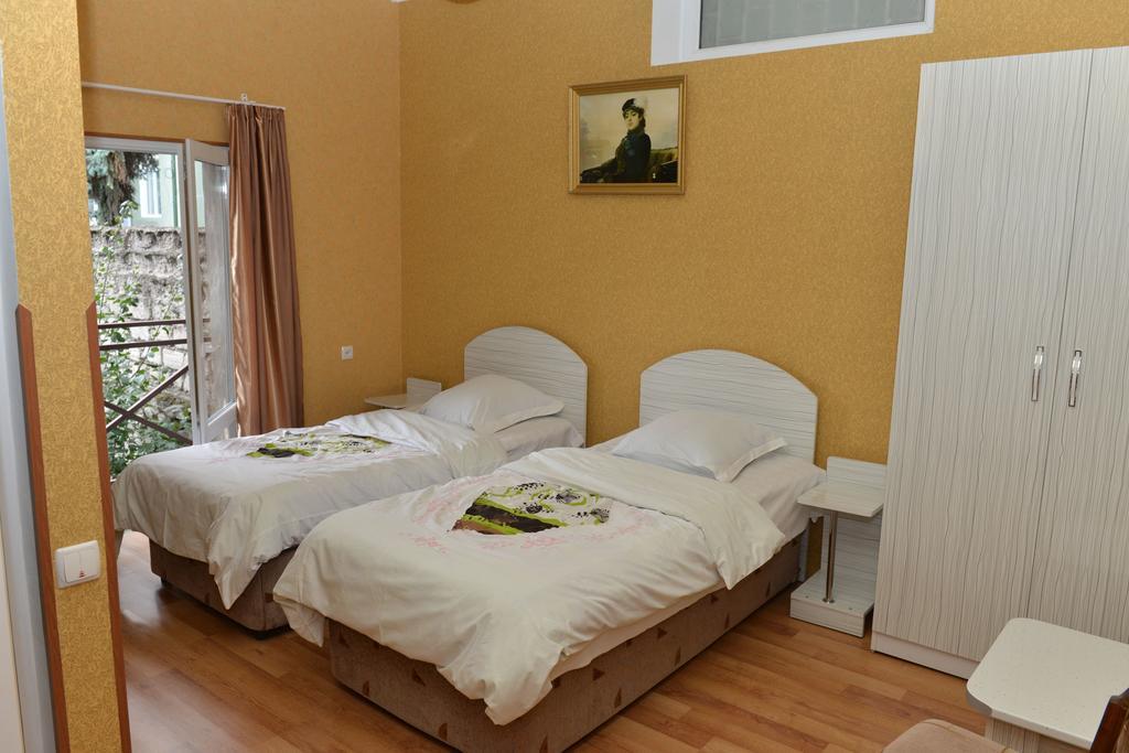Tourist Hotel Akhaltsikhe  Room photo